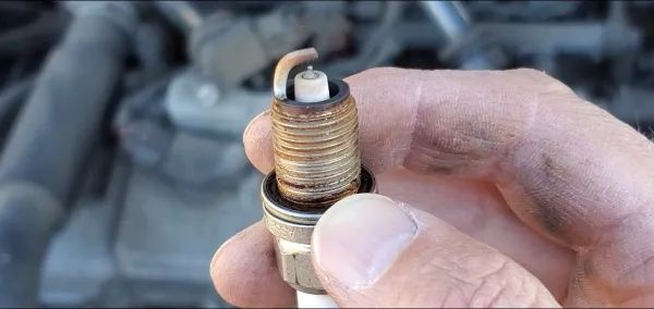 Bad Spark Plugs – Symptoms and Easy Diagnosis